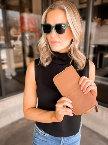 Multi Pocket Crossbody